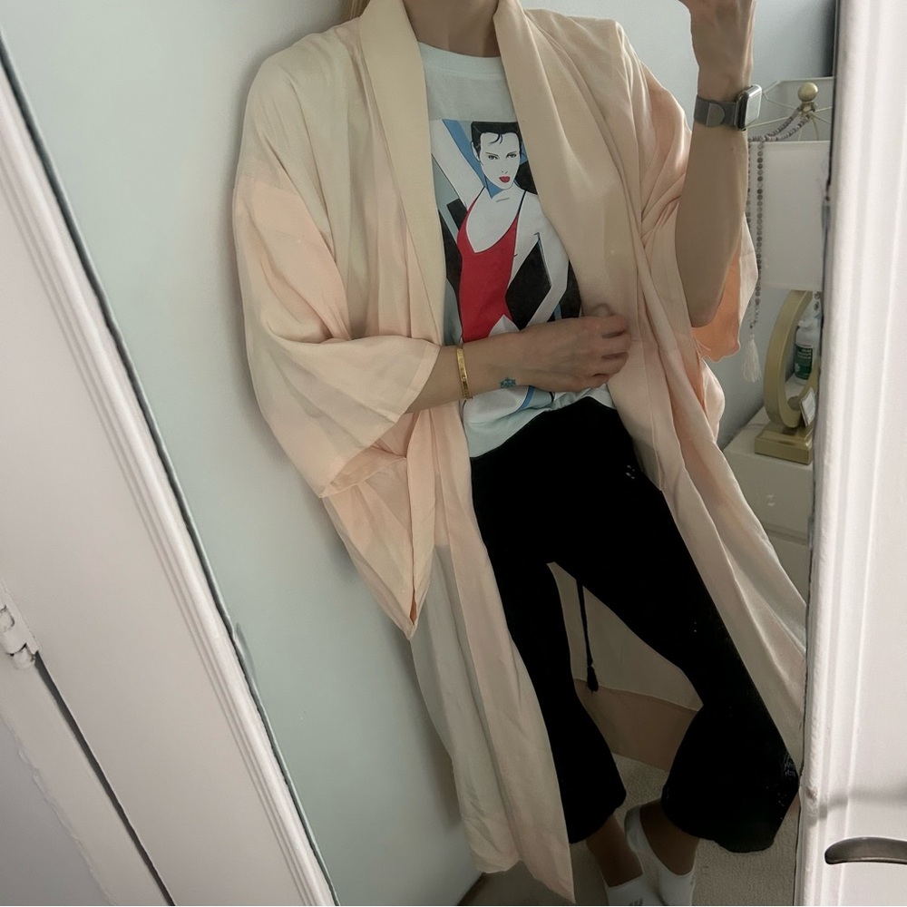 VINTAGE Solid Peach Kimono Bat Wing Sleeve Robe o/s